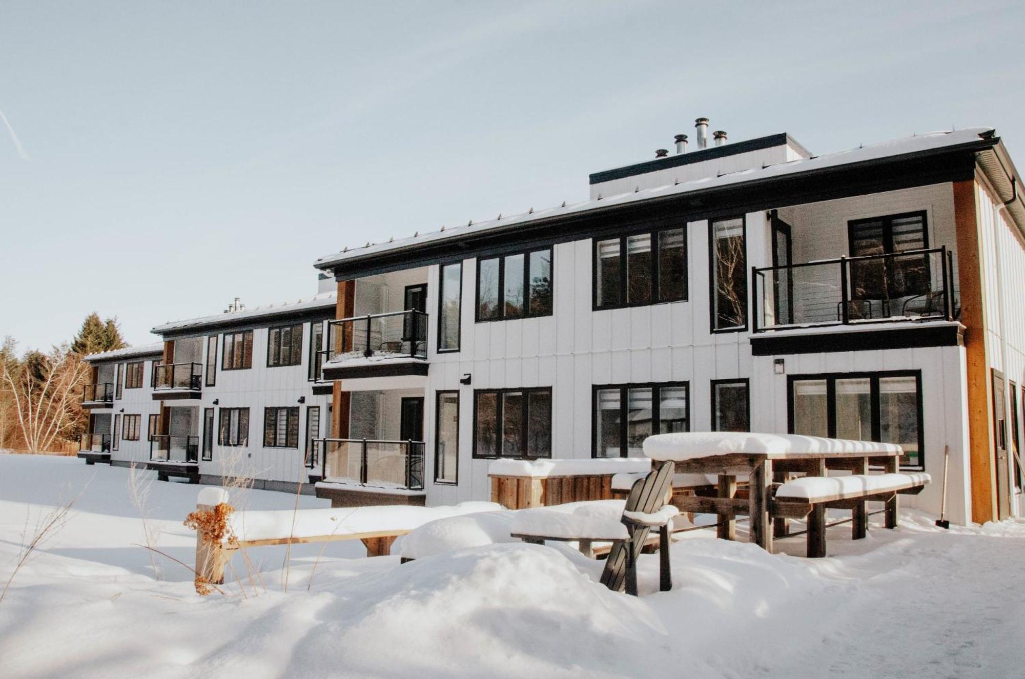 Appartements-Chalets Spa Magog-Orford 201 Buitenkant foto